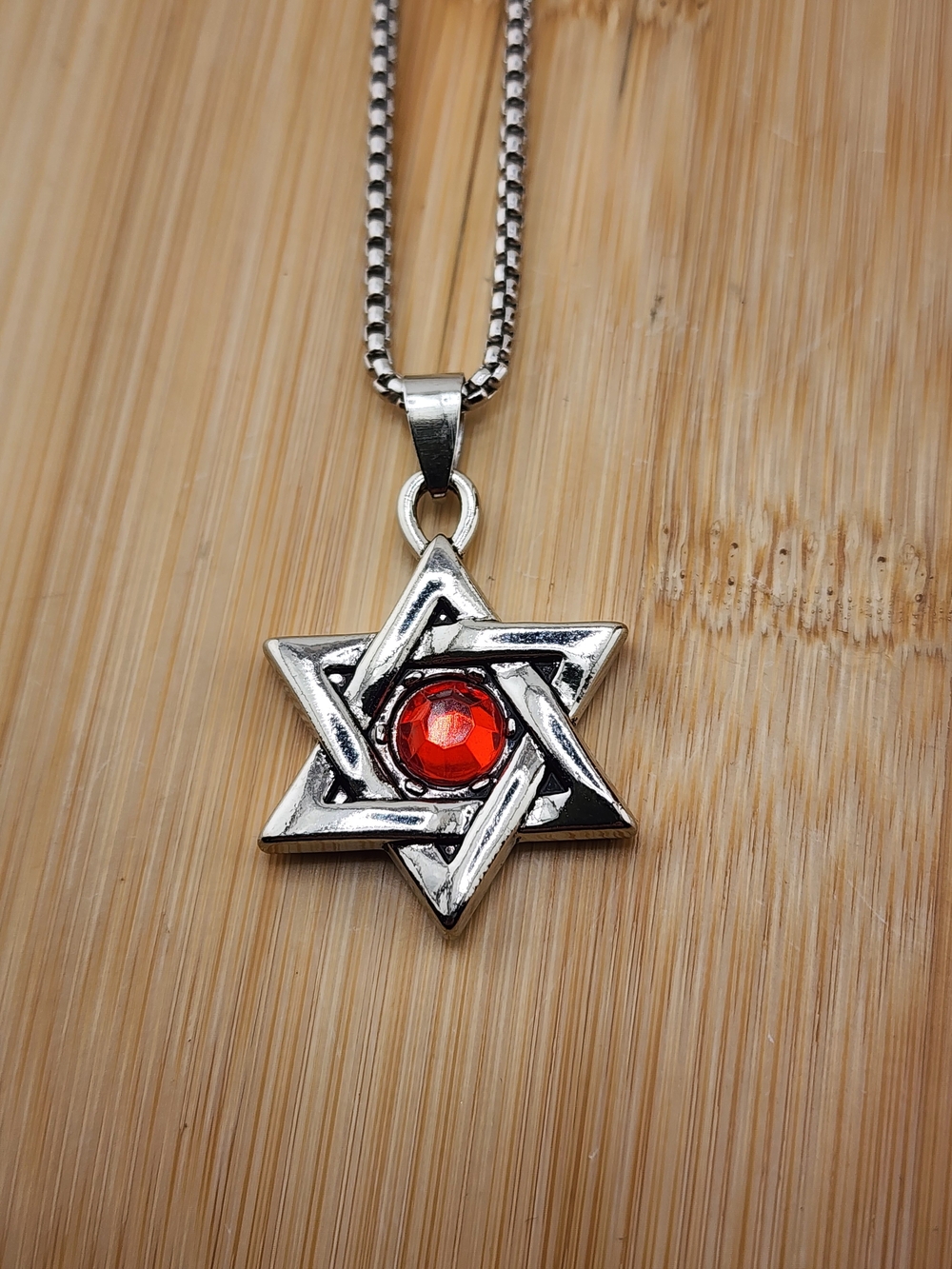 23in Silver Tone  Star Pendant Necklace with Red Gem 0674
